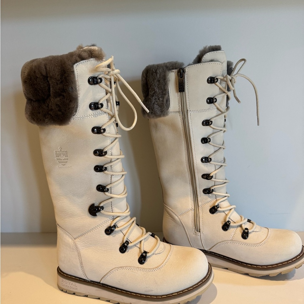 Royal Canadian Dalhousie Cream Winter Boots - new without tags